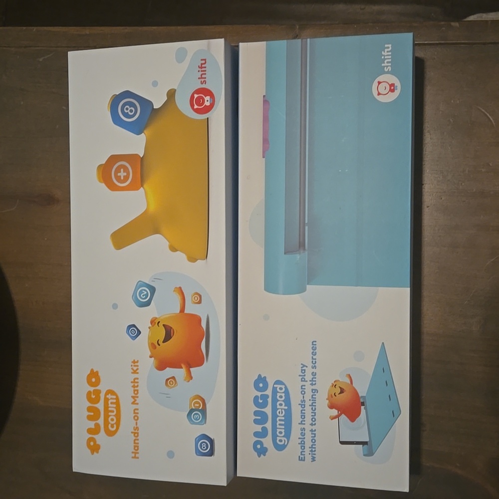 Plugo Shifu game pad and Plugo count